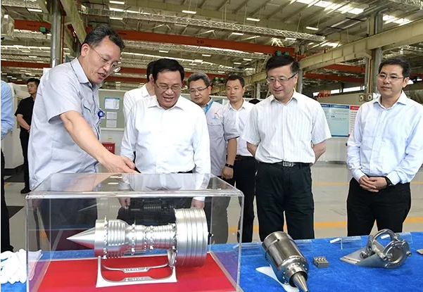 李強(qiáng)調(diào)研浦東