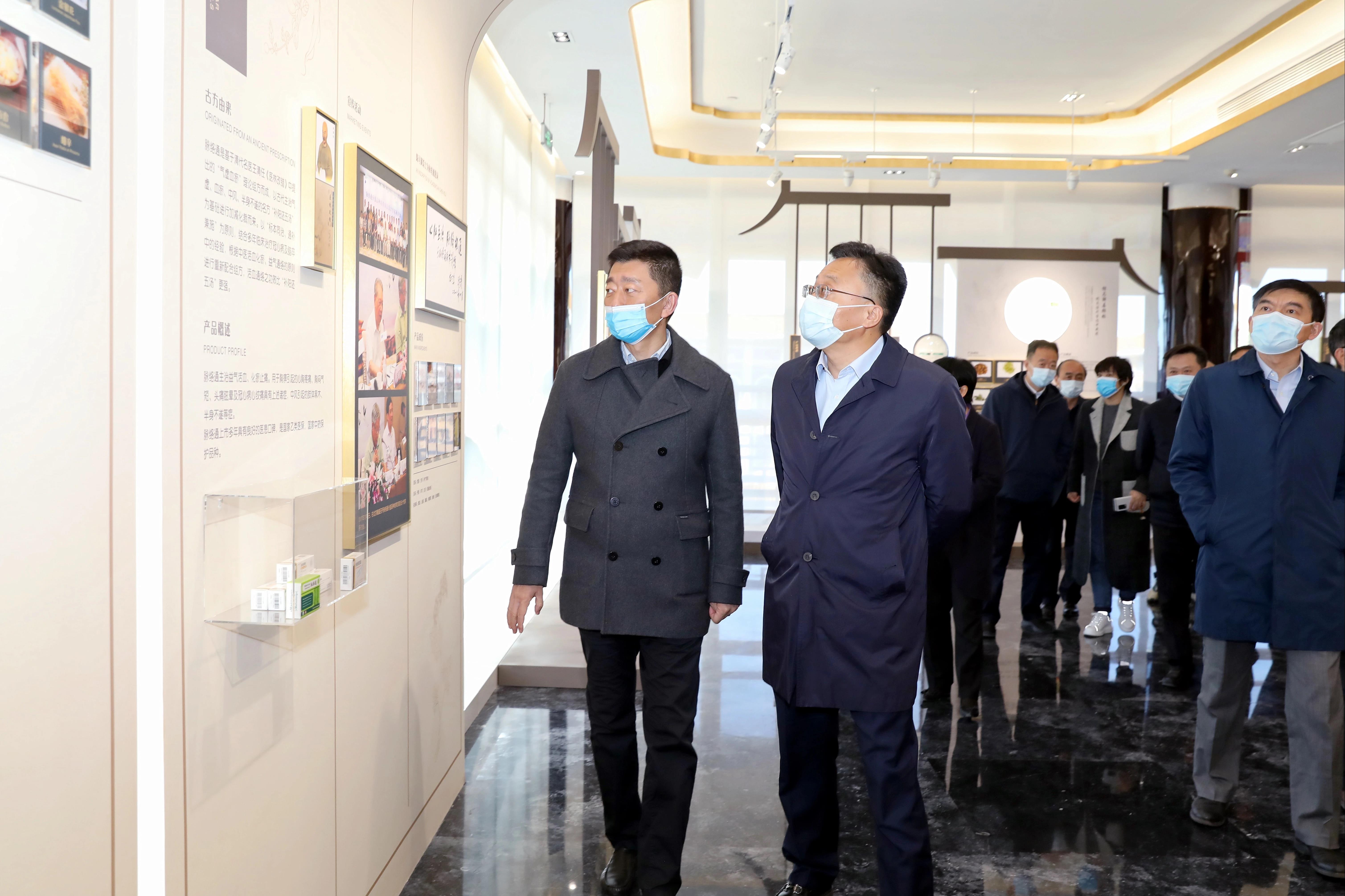 揚(yáng)子江藥業(yè)