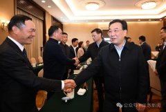 促進(jìn)民營(yíng)經(jīng)濟(jì)高質(zhì)量發(fā)展座談會(huì)上，信長(zhǎng)星這樣